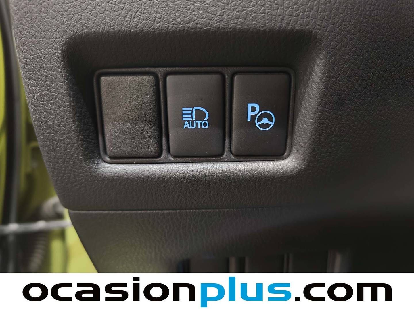 Foto Toyota C-HR Toyota C-HR 1.8 125H Limited Edition 90 kW (122 CV)