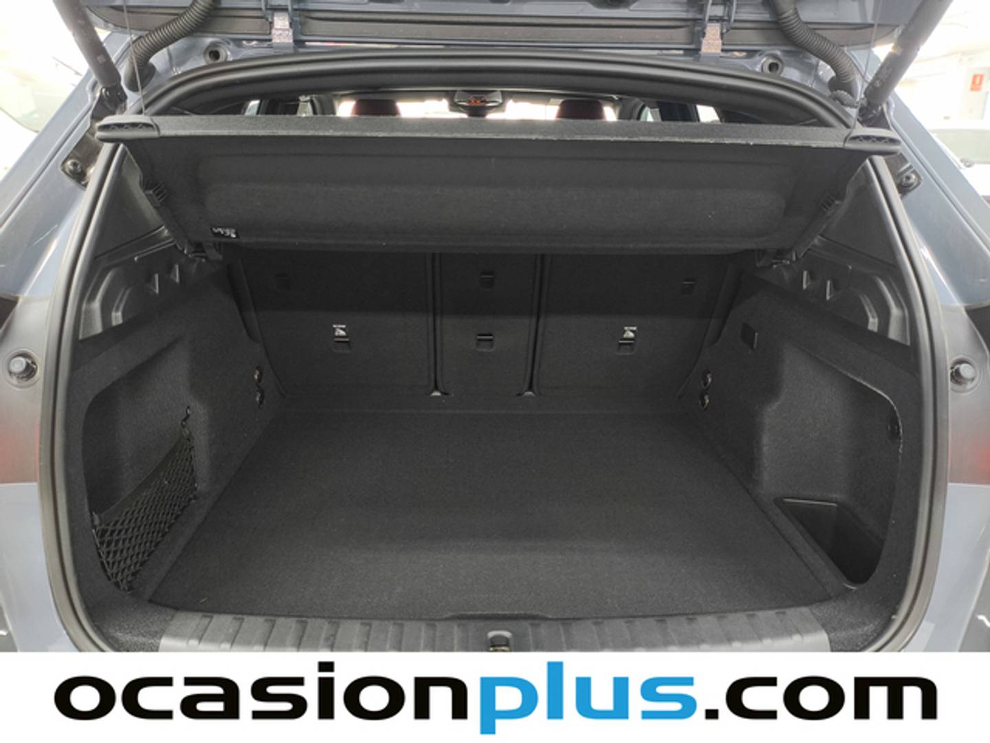 Fotos maletero BMW iX1 BMW iX1 xDrive30 (313 CV) Pack M