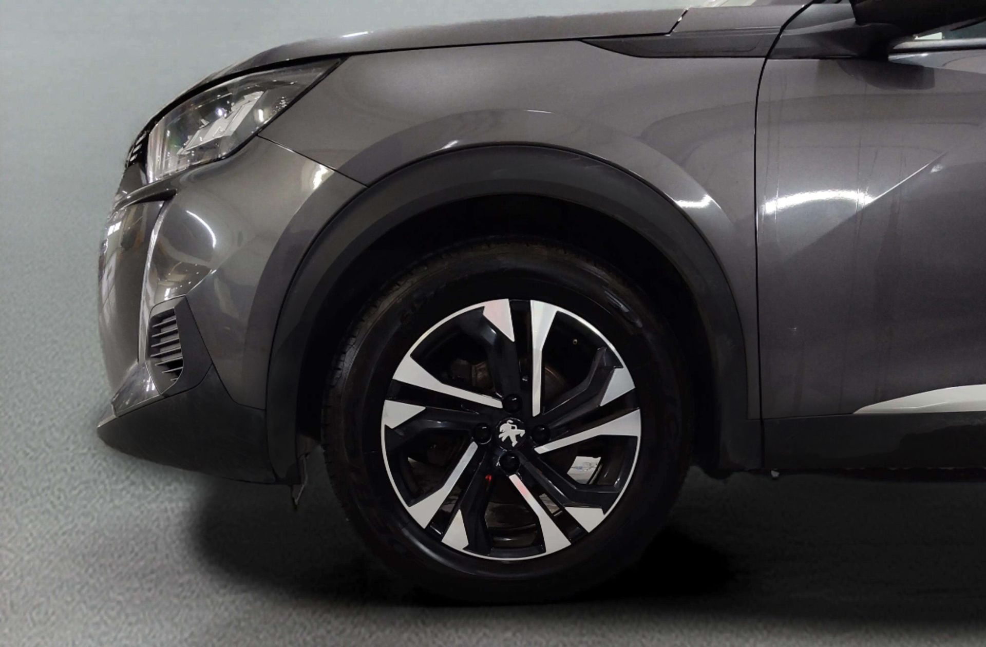 Peugeot 2008 PureTech 100 Allure - foto 32