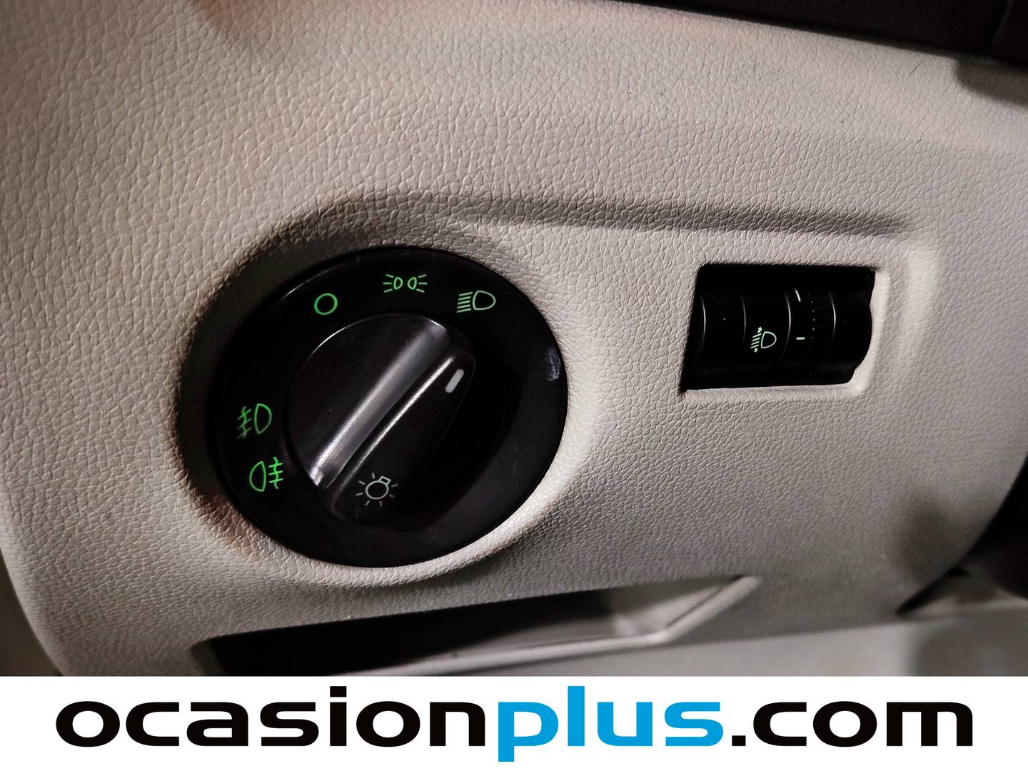 Skoda Fabia Skoda Fabia 1.2 Young (60 CV) 2009