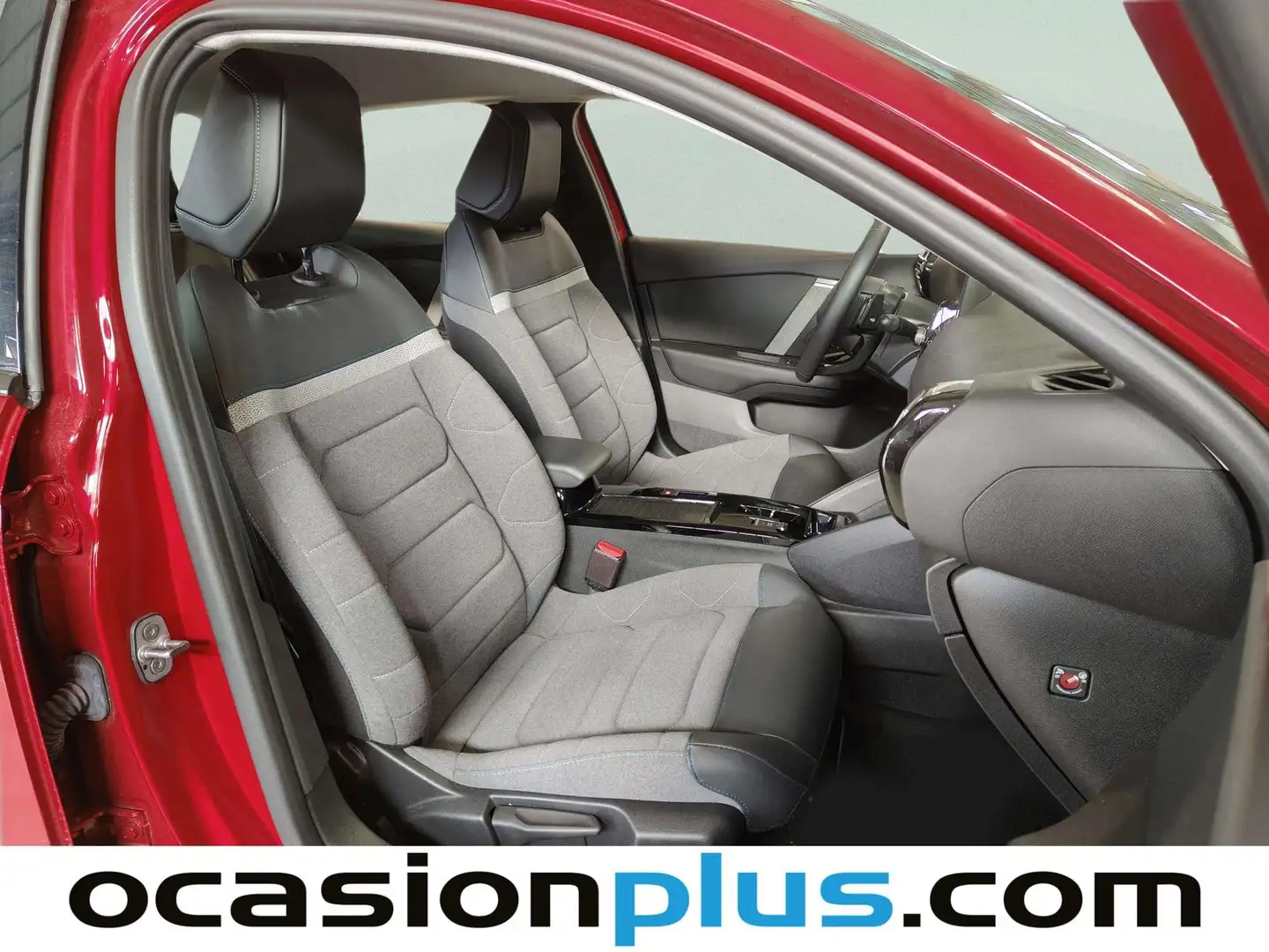 Foto Citroën C4 X Citroen C4 X BlueHDi 130 S&S Plus EAT8 (131 CV)