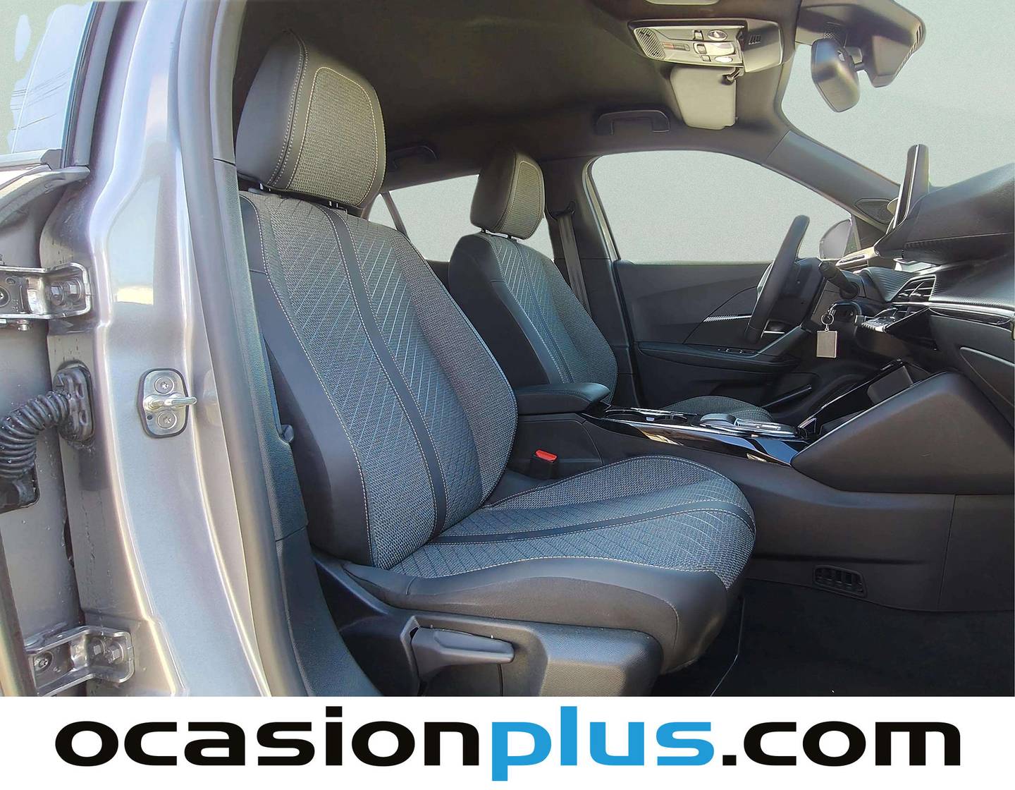 Peugeot 2008 Peugeot 2008 Allure Hybrid eDCS6 (145 CV) al mejor precio