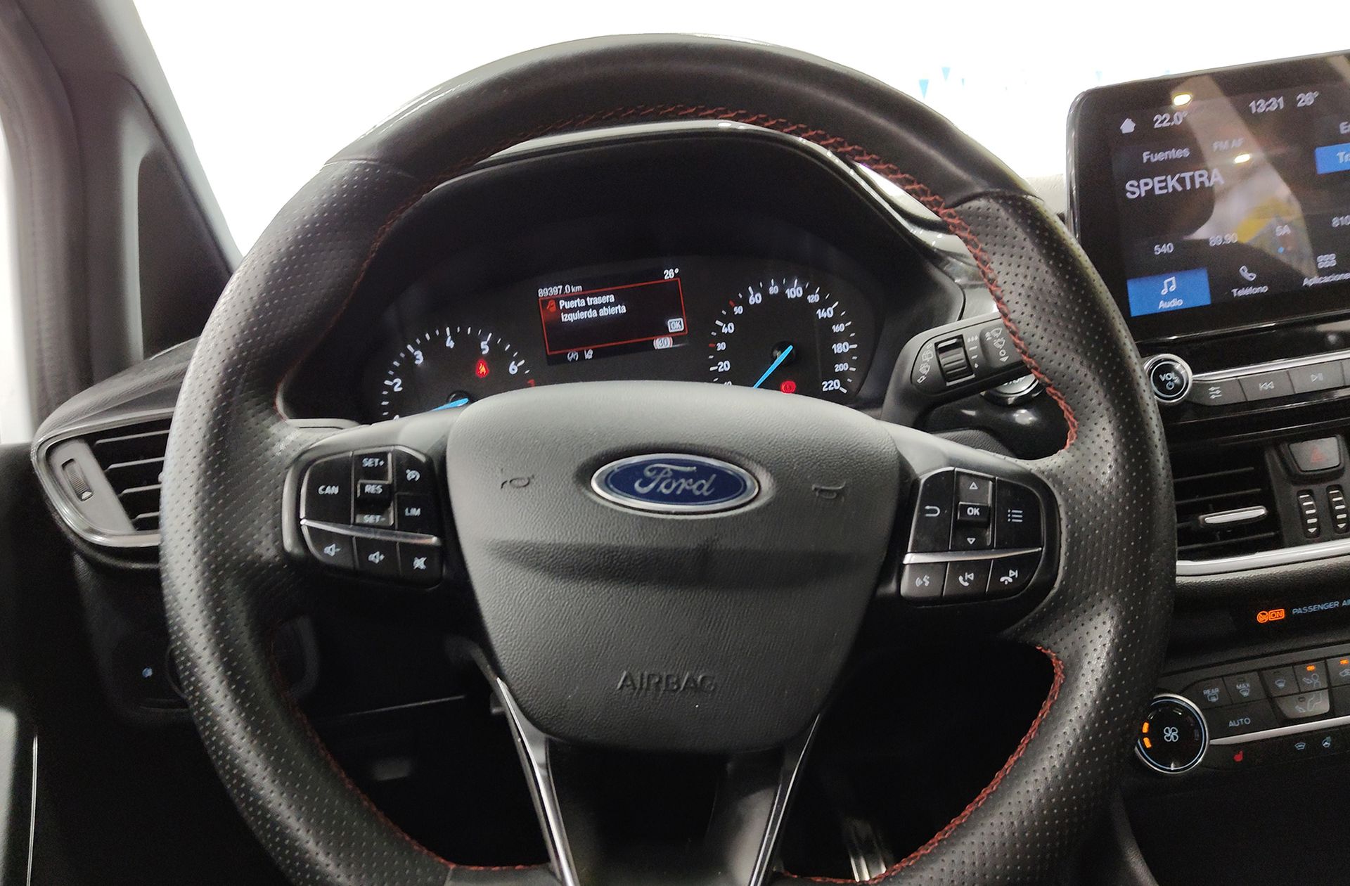 Ford Fiesta 1.0 EcoBoost MHEV ST-Line - foto 28