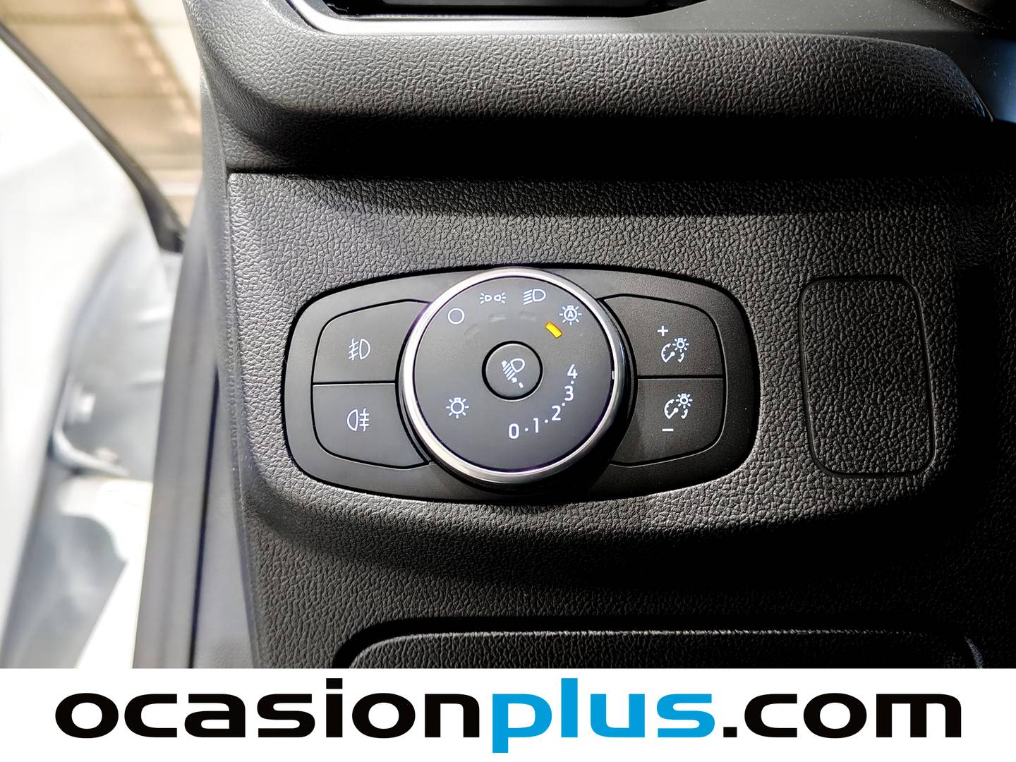 Foto Ford Focus Ford Focus 1.5 Ecoblue Titanium Auto (120 CV)