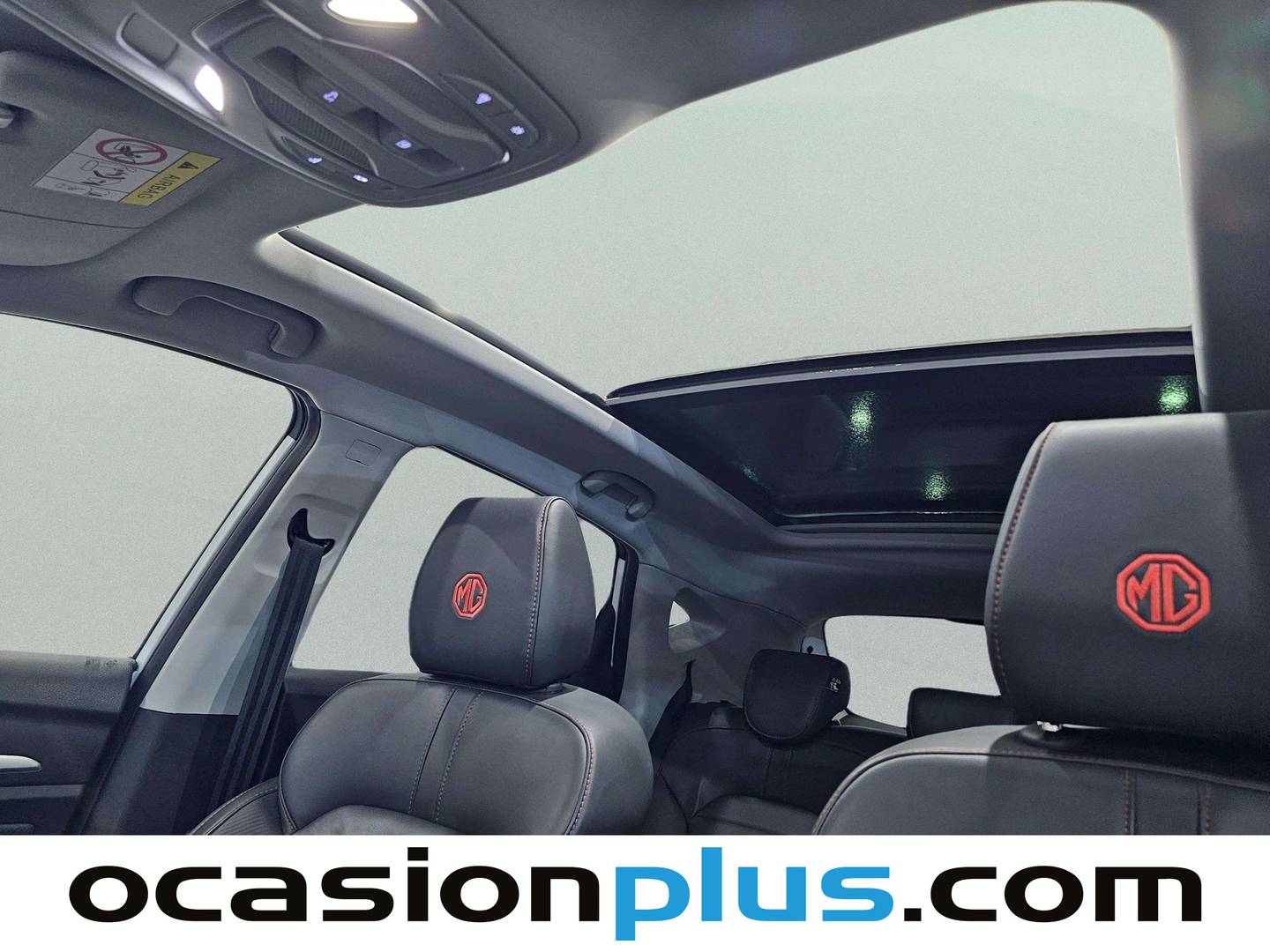 Extras y acabados del MG ZS MG ZS 1.0T Luxury (111 CV)