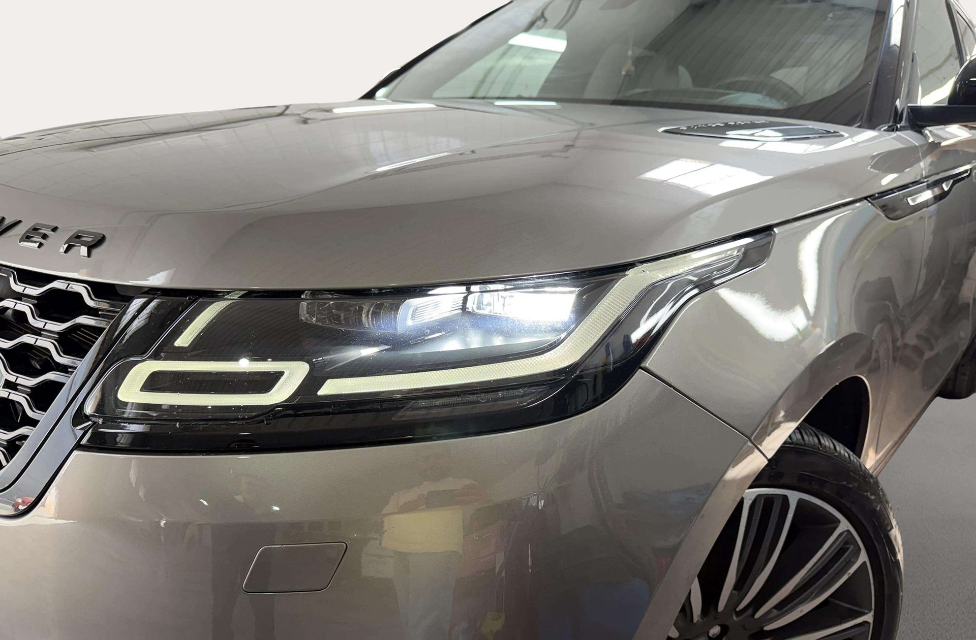 Land Rover Range Rover Velar D300 R-Dynamic SE 4WD - foto 20
