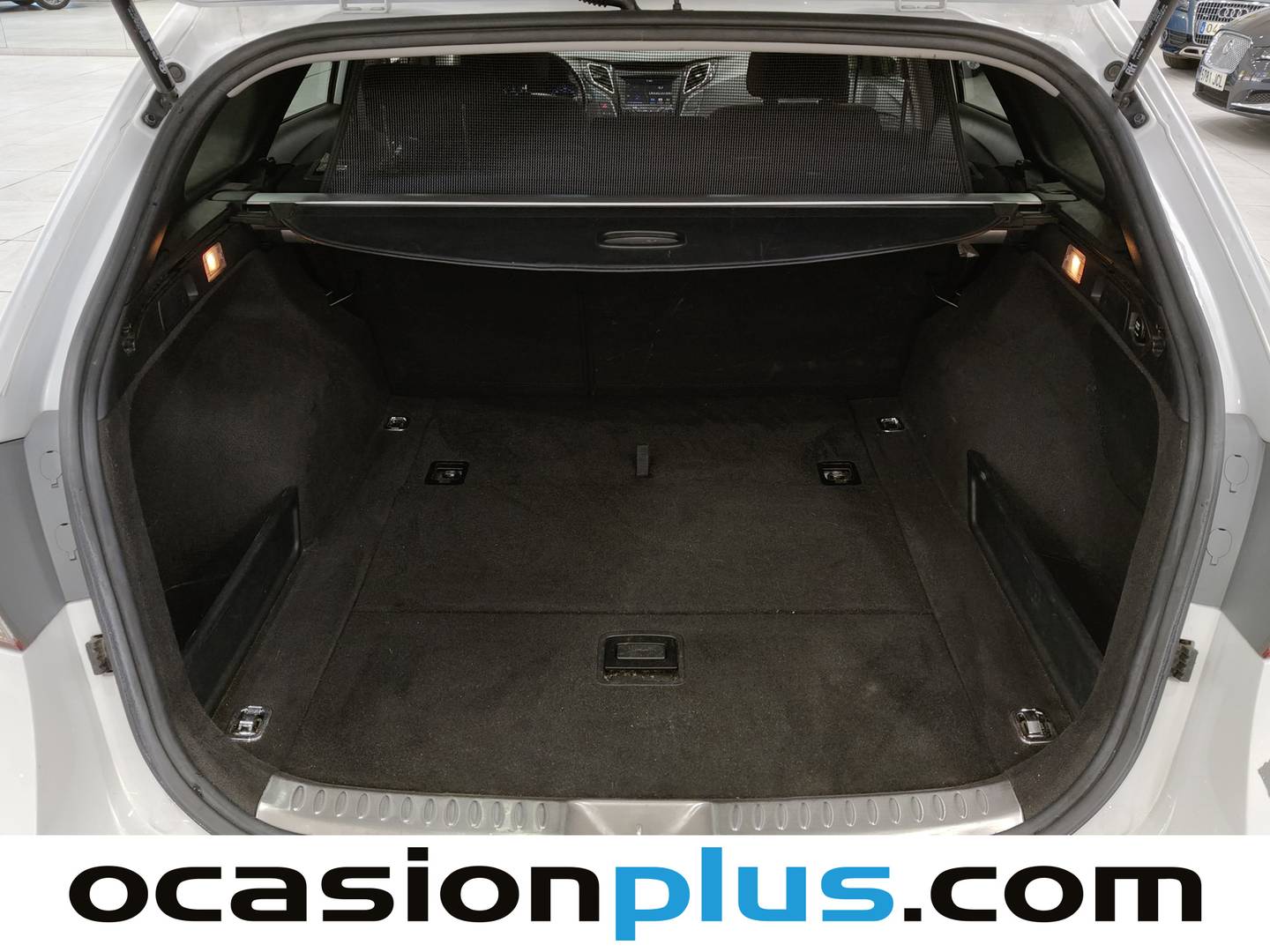 Fotos maletero Hyundai i40 Hyundai i40 CW 1.7 CRDi BlueDrive Tecno (141 CV)