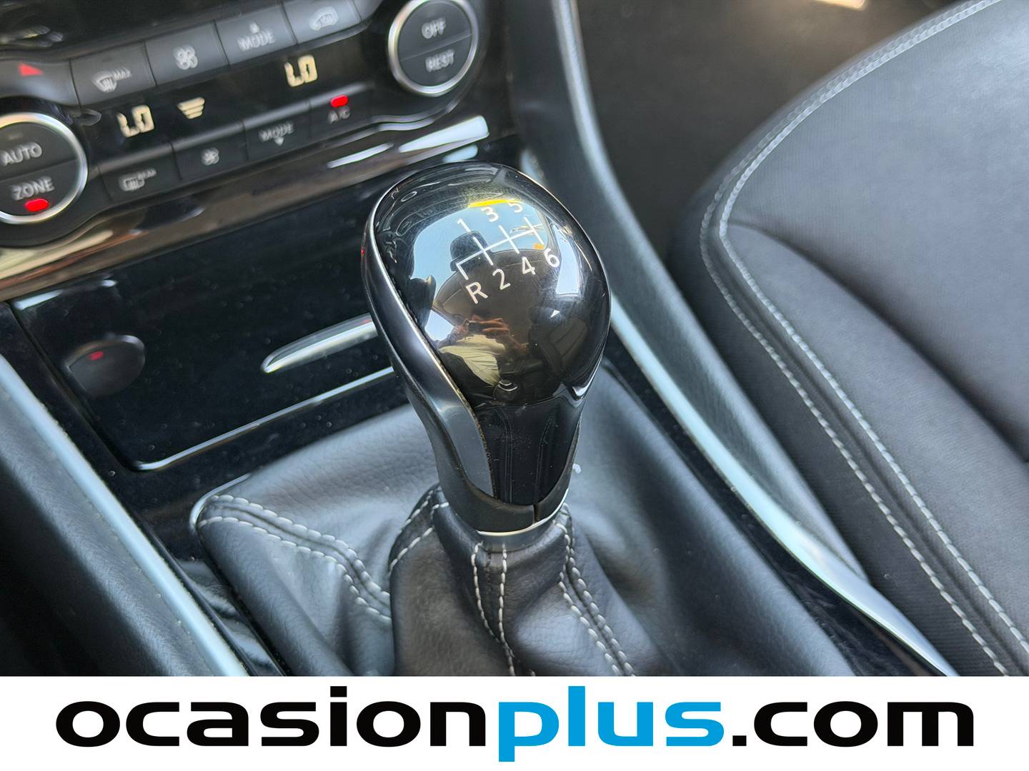 Foto Infiniti Q30 Infiniti Q30 1.5 D Premium (109 CV)