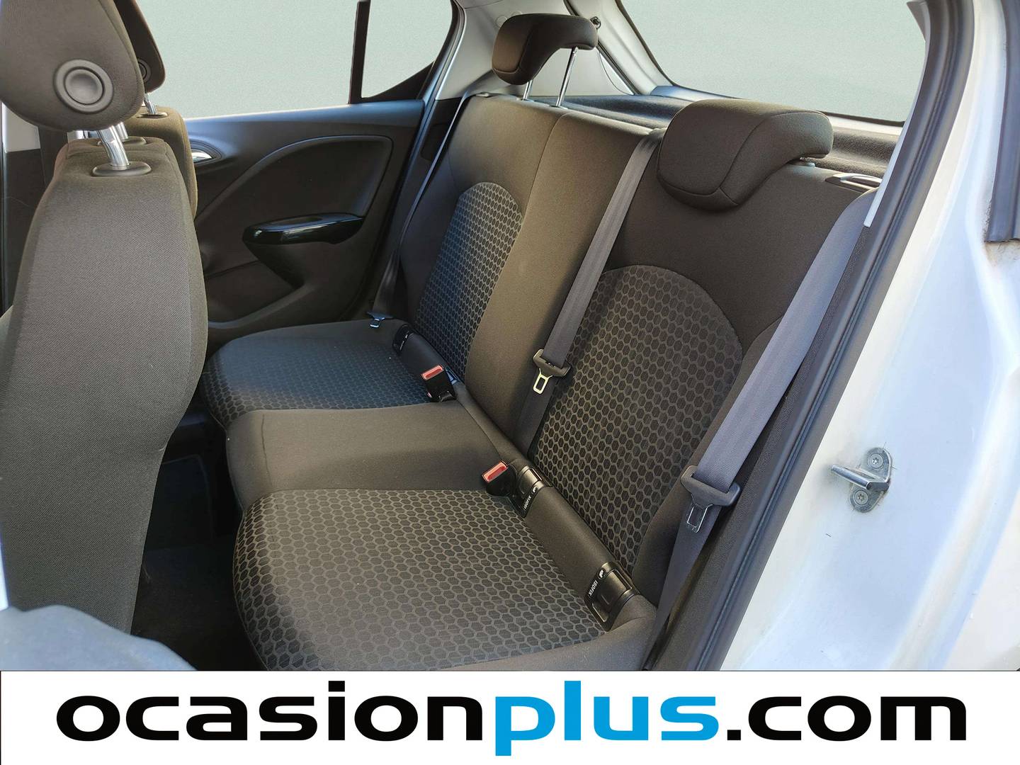 Foto asientos traseros Opel Corsa Opel Corsa 1.4 Expression (75 CV)