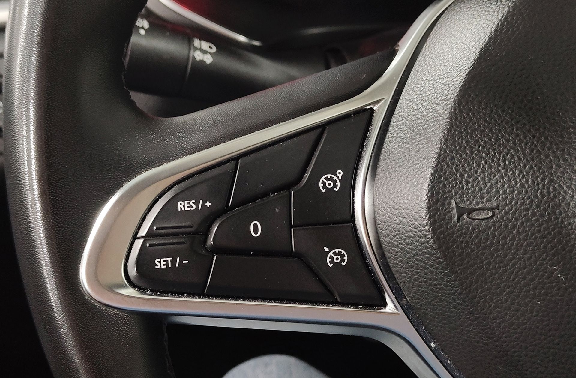 Renault Captur Techno E-Tech Híbrido - foto 27