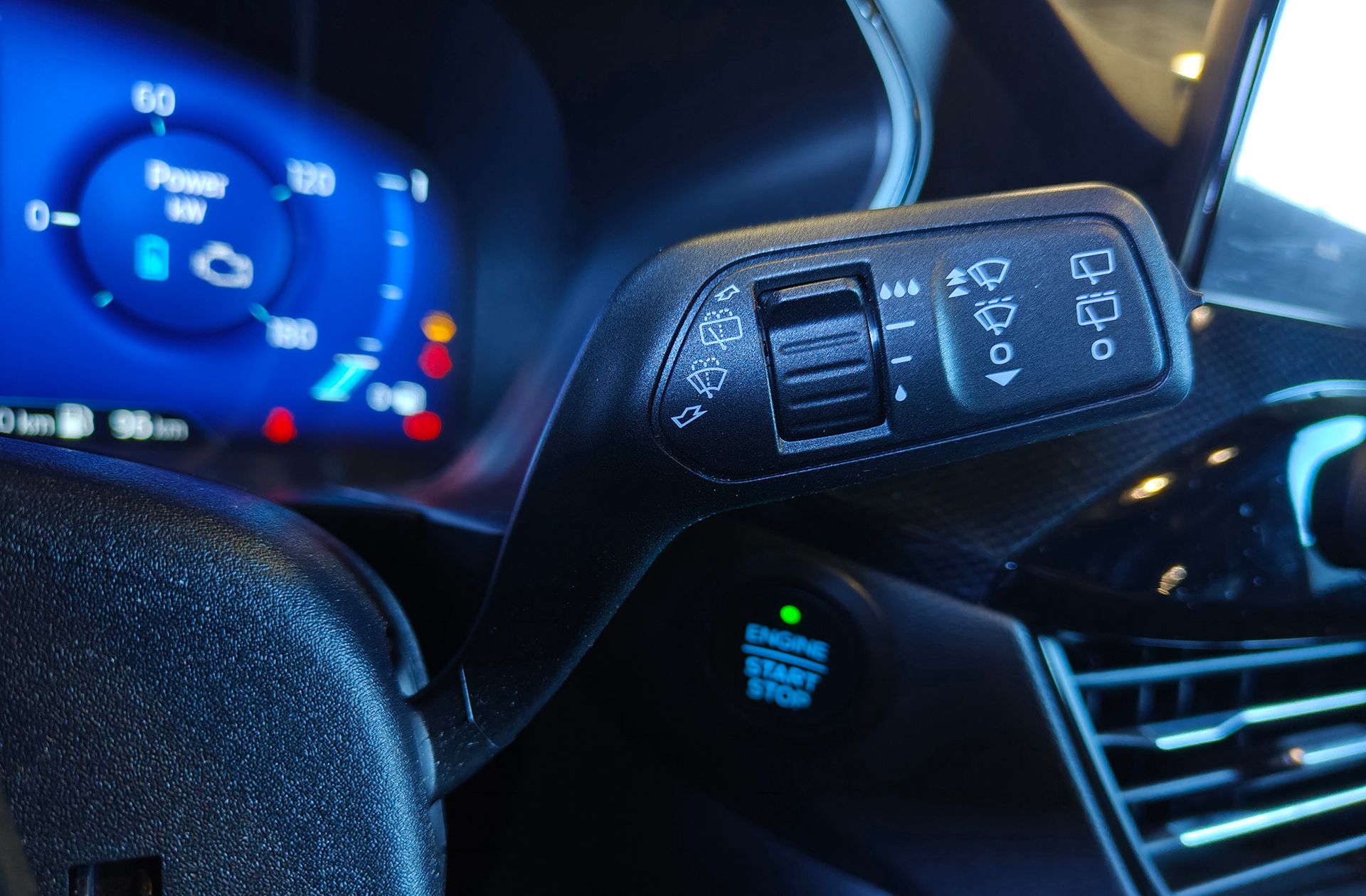 Ford Kuga 2.5 Duratec PHEV ST-Line X - foto 33