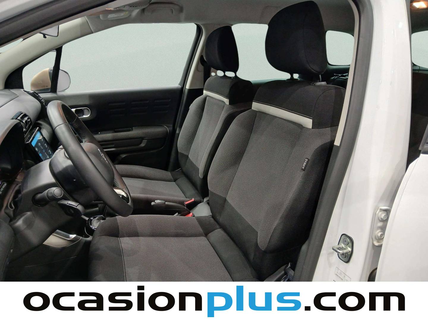 Foto asientos delanteros Citroën C3 Aircross Citroën C3 Aircross PureTech 110 S&S C-Series (110 CV)