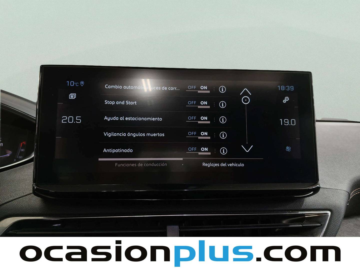 Foto Peugeot 3008 Peugeot 3008 PureTech 130 S&S GT EAT8 (130 CV)