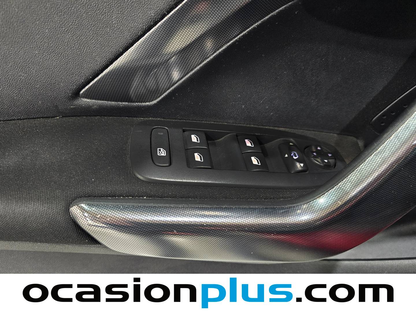 Peugeot 2008 Peugeot 2008 PureTech 110 S&S Allure EAT6 (110 CV) automático