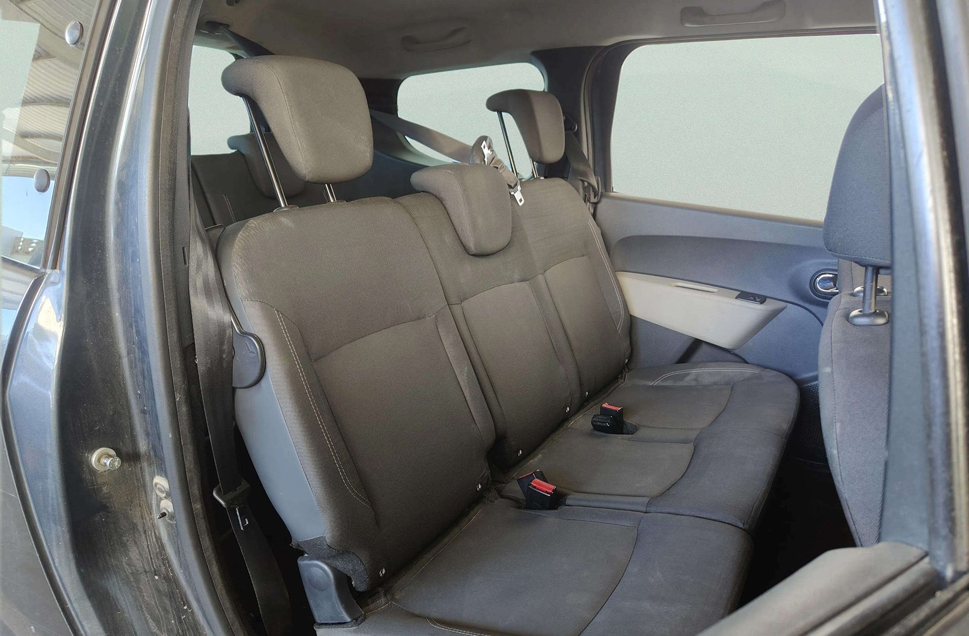 Dacia Lodgy Laureate TCe 7 plazas - foto 17