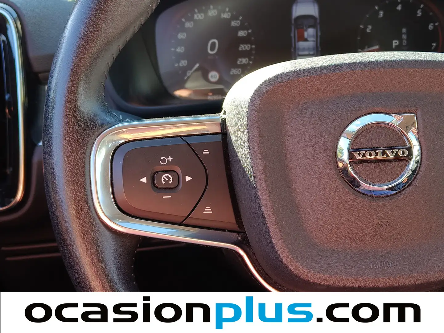 Foto Volvo XC40 Volvo XC40 T3 Momentum Pro Auto (163 CV)