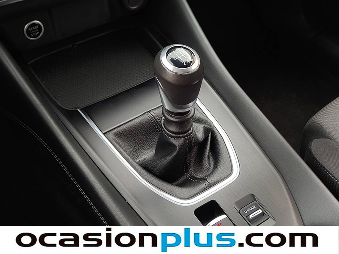 Foto Nissan QASHQAI Nissan Qashqai DIG-T 140 mHEV N-Connecta 4x2 (140 CV)