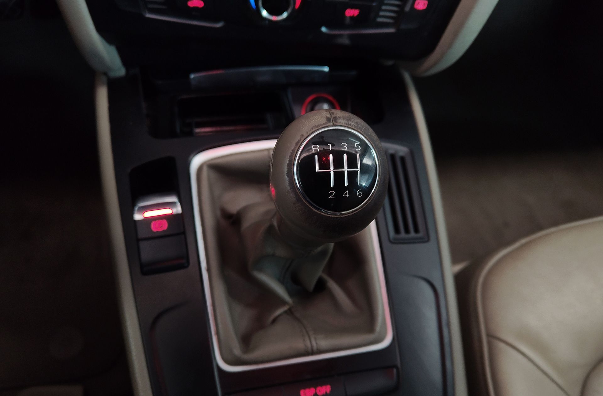 Audi A4 2.0 TDI DPF - foto 5