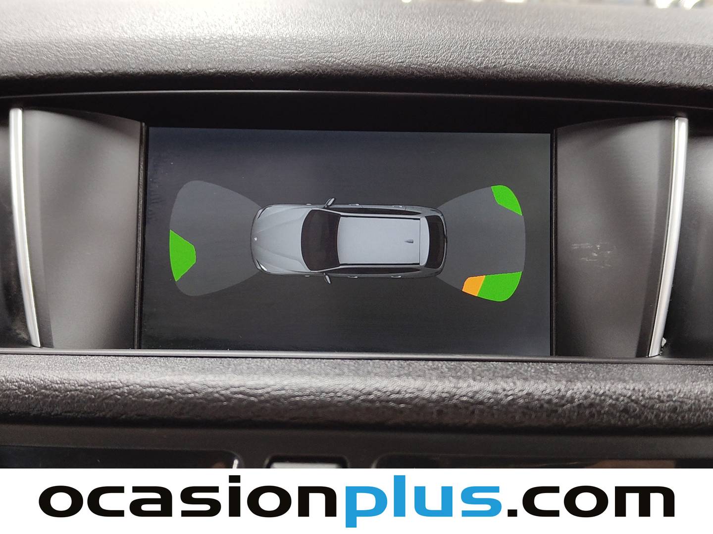 Equipamiento del BMW X1 BMW X1 sDrive18d (143 CV)