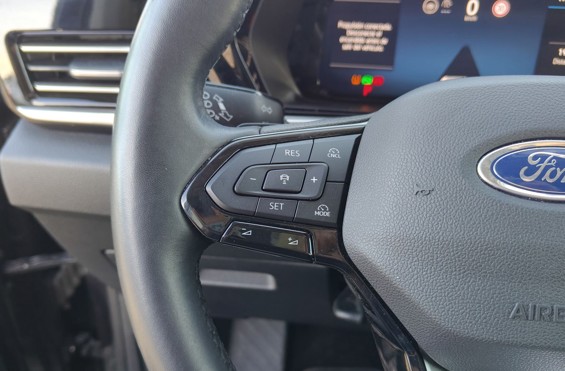 Ford Grand Tourneo Connect 2.0 EcoBlue Titanium - foto 29