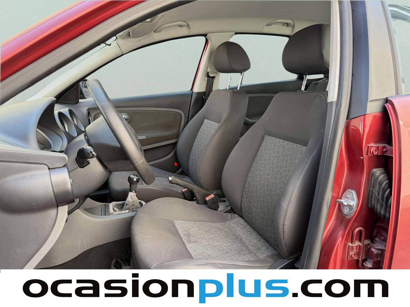 Foto asientos delanteros Seat Ibiza Seat Ibiza 1.4 TDI Reference (80 CV)