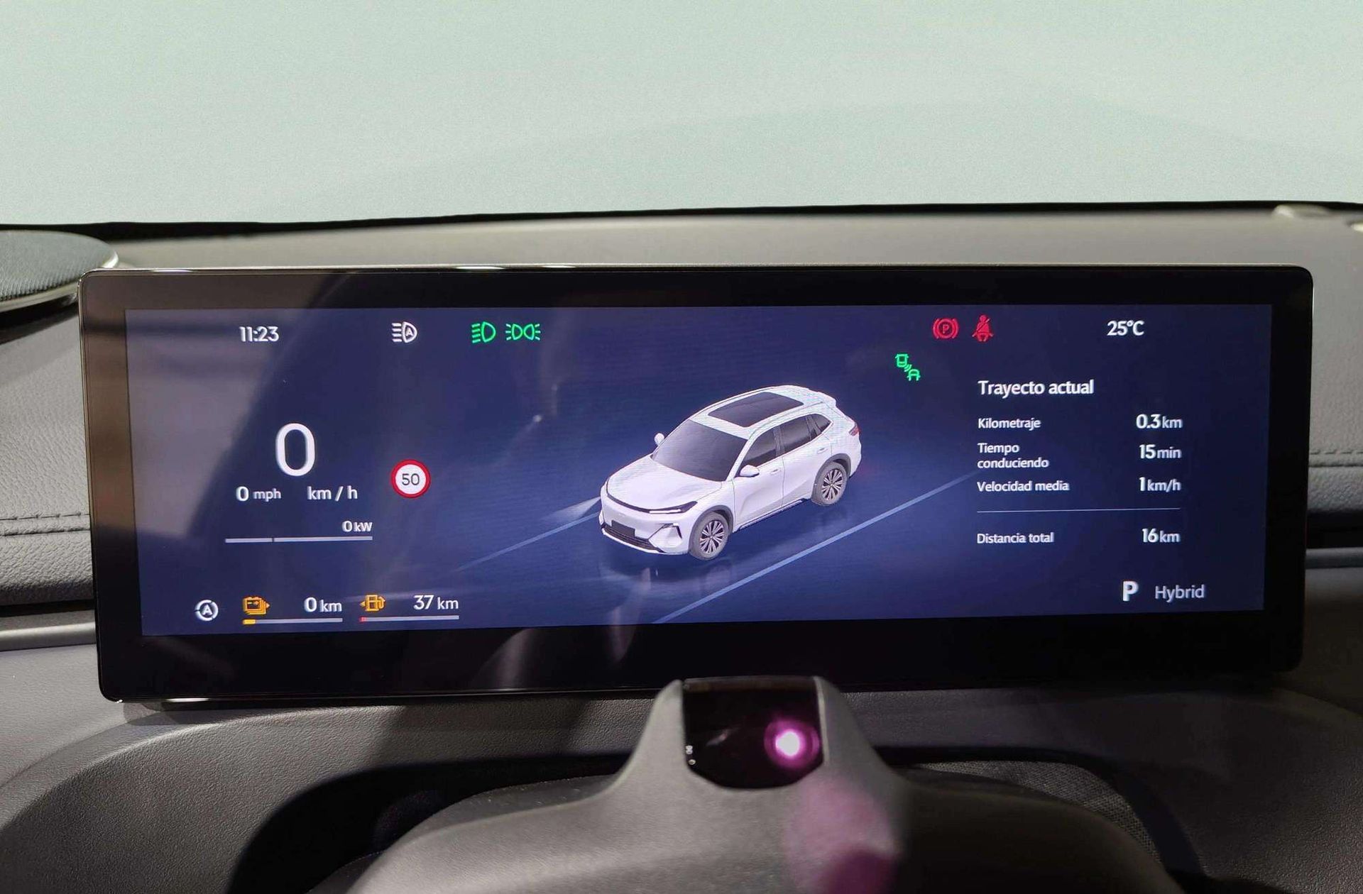 Geely Starray EM-i 1.5 PHEV Pro - foto 26