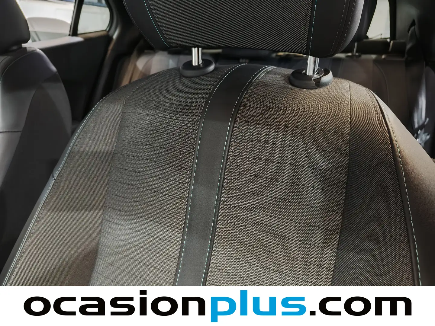 Foto Peugeot 2008 Peugeot 2008 PureTech 100 S&S Allure (100 CV)