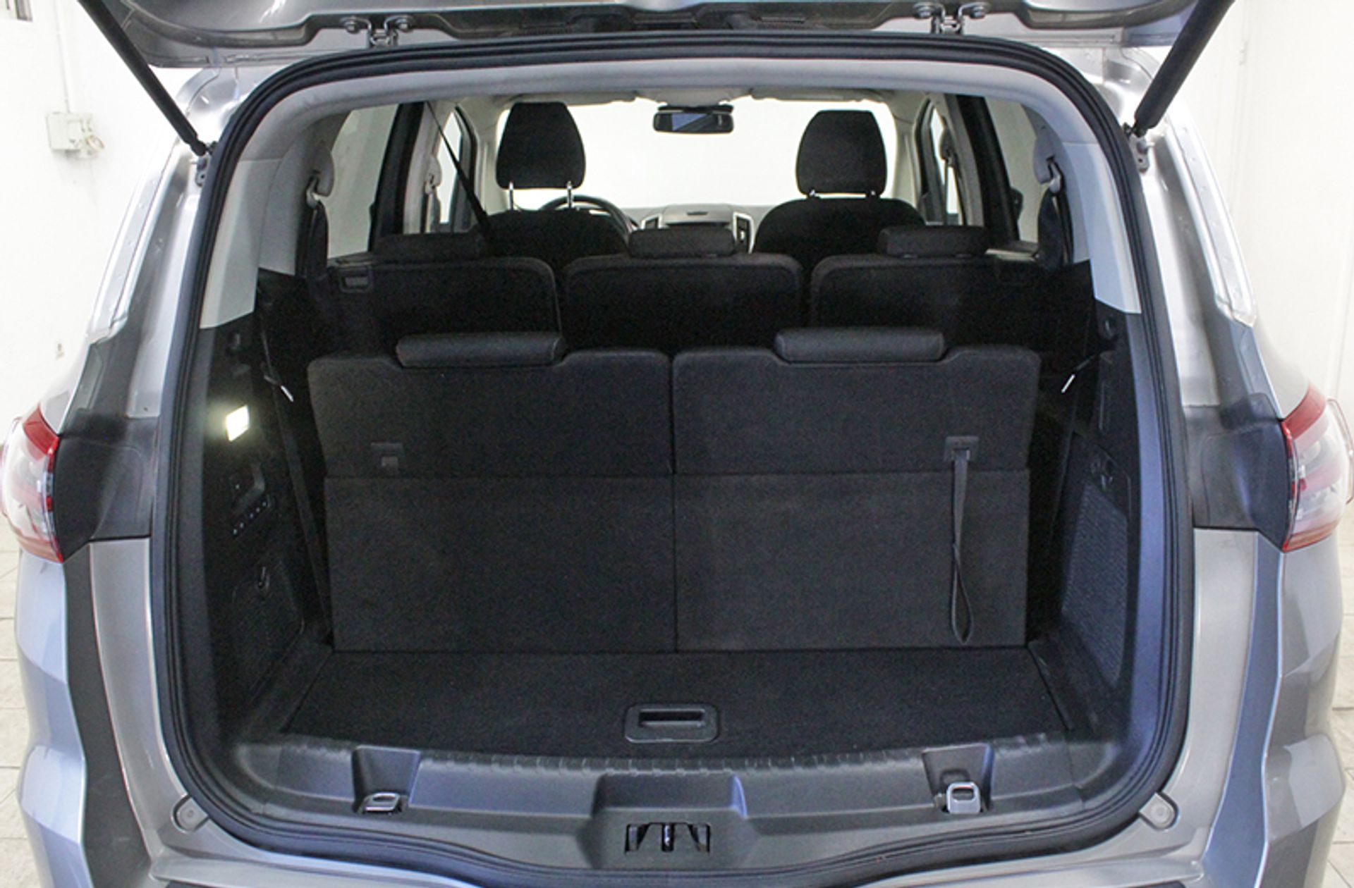 Ford S-Max 2.0 TDCi Titanium PowerShift 7 plazas - foto 21
