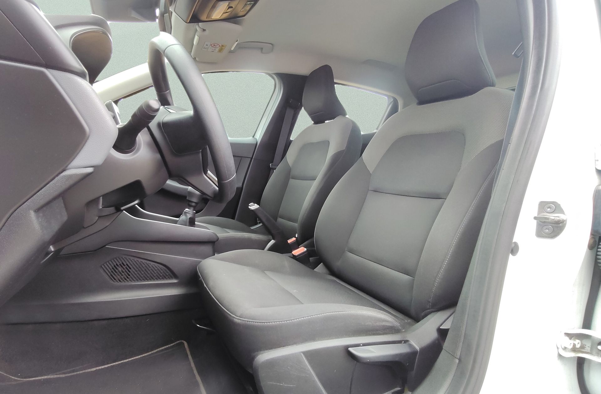 Renault Clio Authentique SCe - foto 8