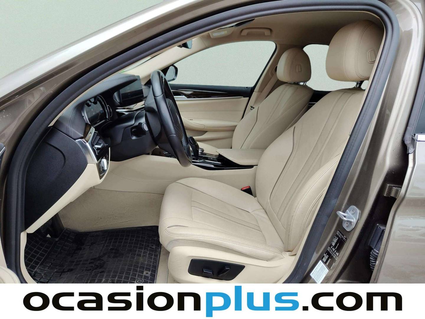 Foto asientos delanteros BMW Serie 5 BMW Serie 5 520d Touring  (190 CV)