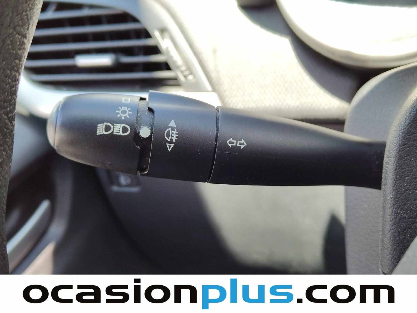 Peugeot 207 Peugeot 207 SW SW 1.4 VTi Confort 16v (95 CV) de segunda mano