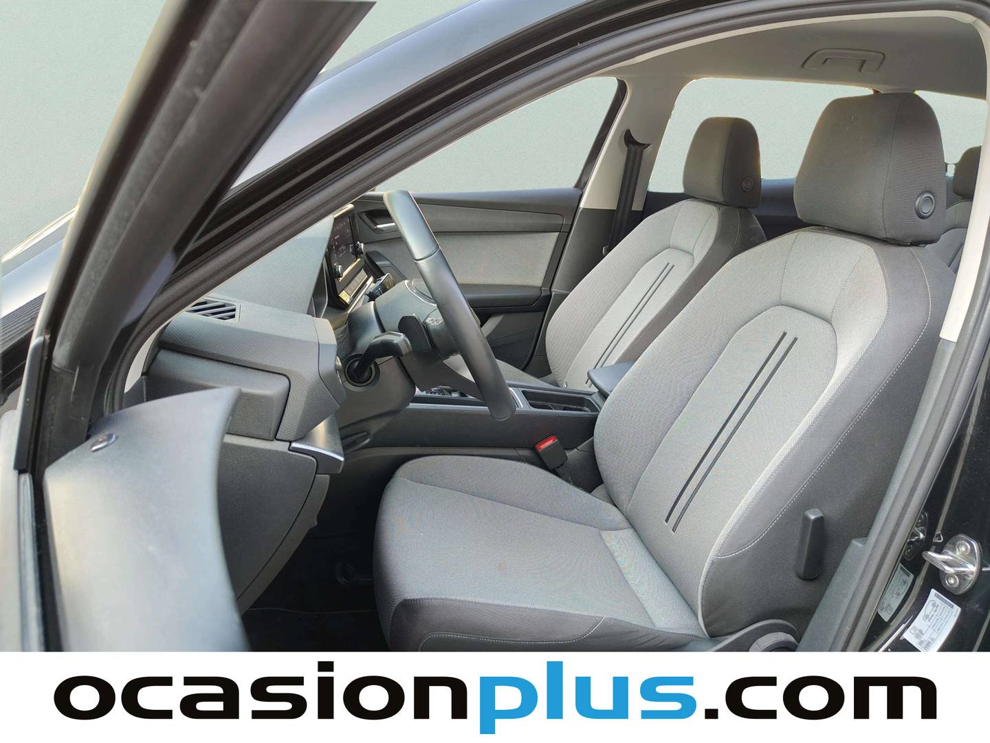 Foto asientos delanteros Seat León Seat León ST 1.5 eTSI Style Special Edition Vision DSG (150 CV)