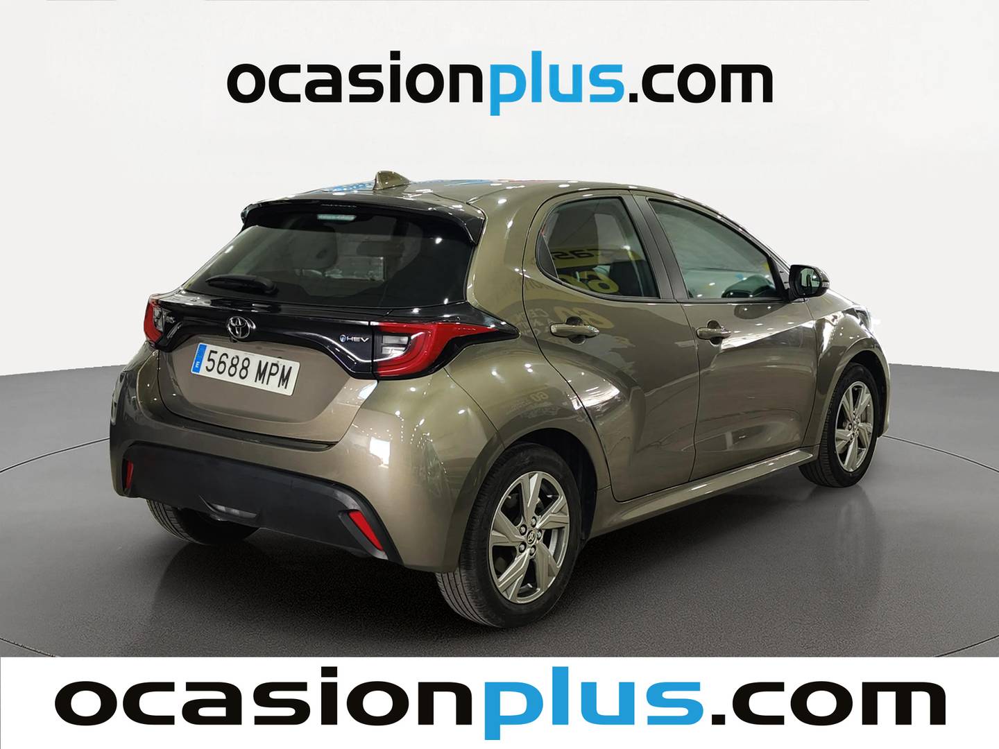 Foto trasera Toyota Yaris Toyota Yaris 120H Active Plus (116 CV) derecha