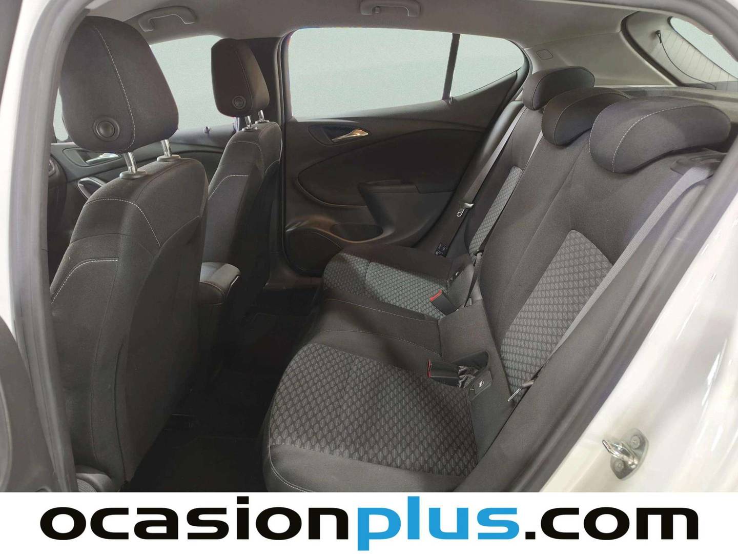 Foto asientos traseros Opel Astra Opel Astra 1.0 Turbo S&S Selective (105 CV)