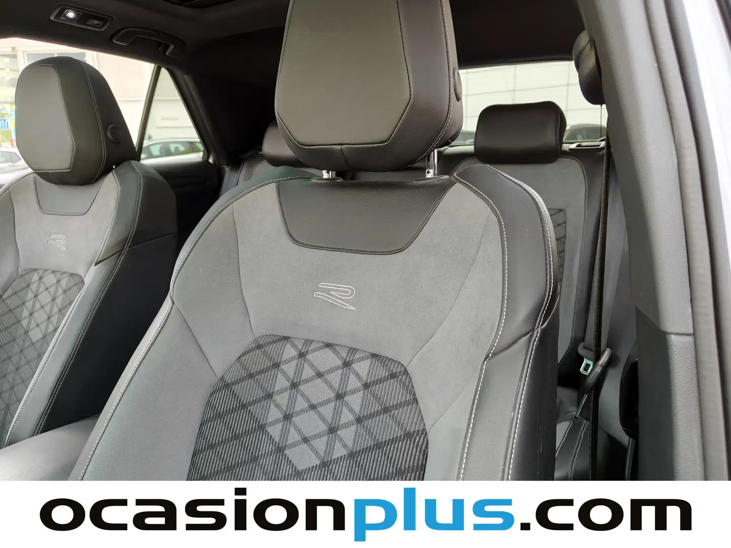 Foto Volkswagen T-Roc Volkswagen T-Roc R-Line 2.0 TDI (150 CV)