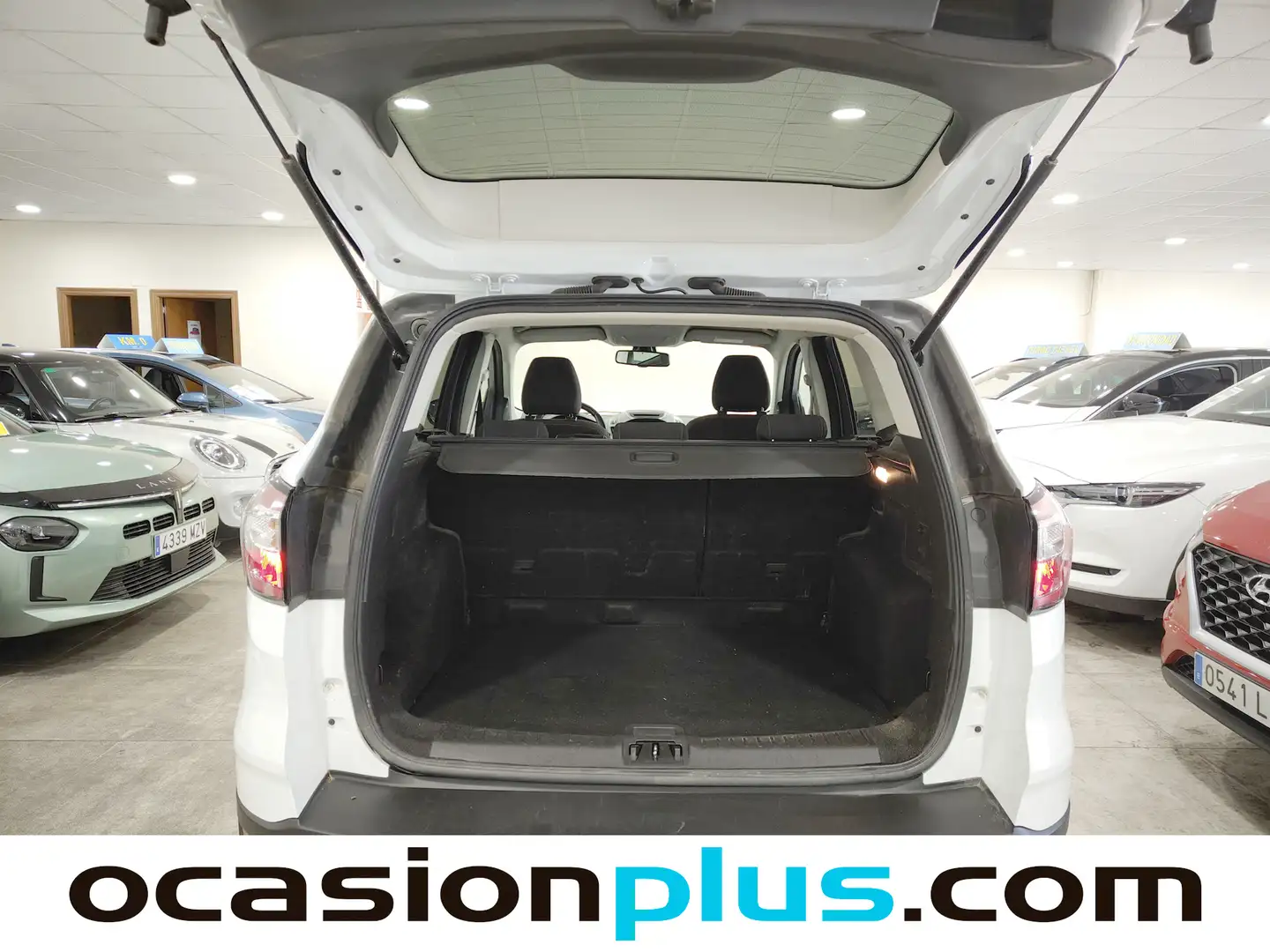Foto Ford Kuga Ford Kuga 1.5 TDCI S&S Titanium 4x2 (120 CV)
