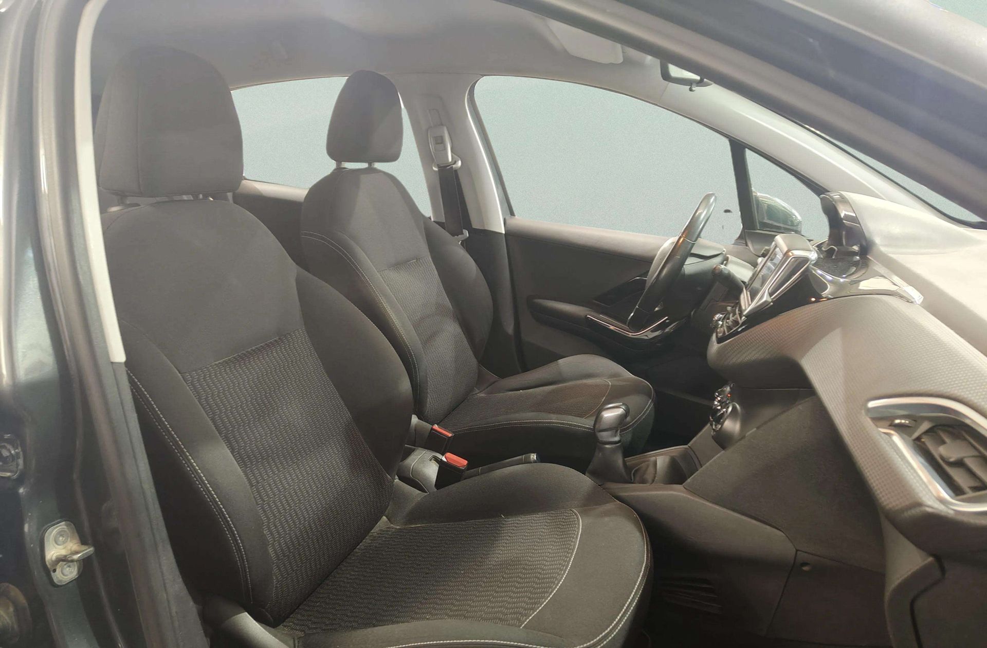 Peugeot 208 Style BlueHDi - foto 15