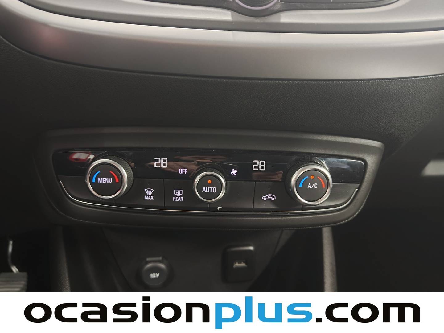 Foto Opel Crossland X Opel Crossland X 1.2T (130CV) Selective S/S