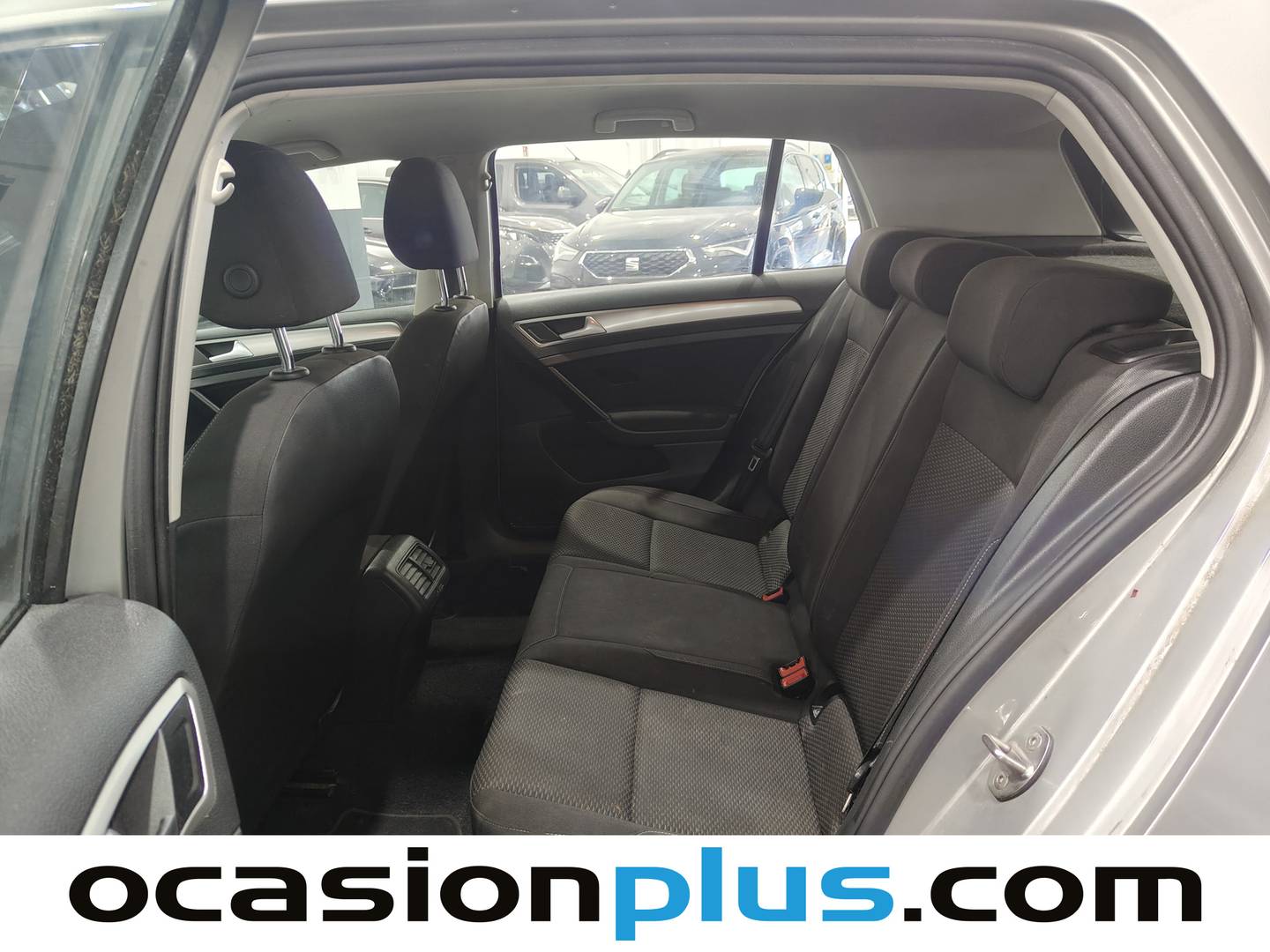 Foto asientos traseros Volkswagen Golf Volkswagen Golf Business 1.0 TSI (110 CV)