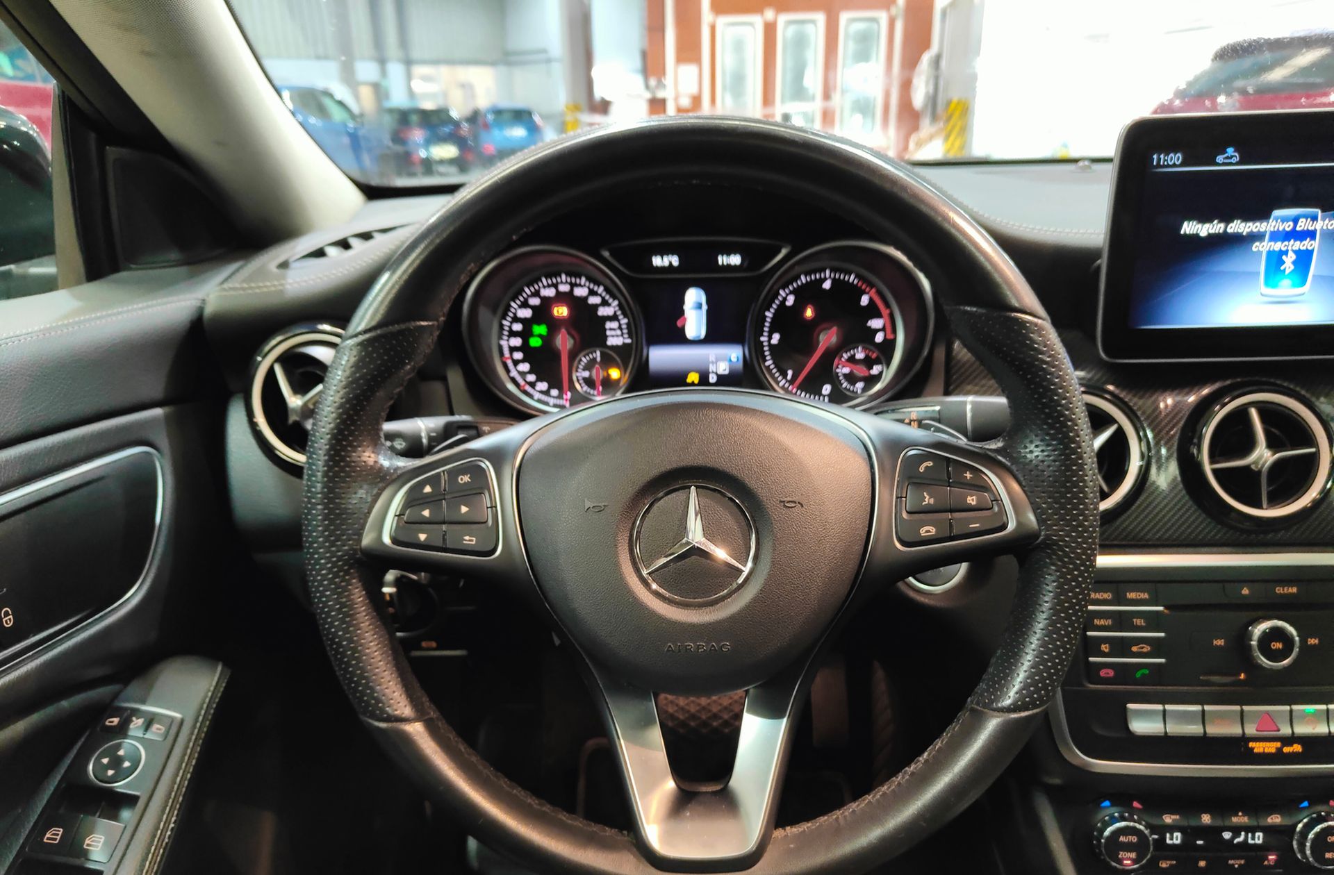 Mercedes-Benz CLA Shooting Brake 200 d Pack AMG - foto 25