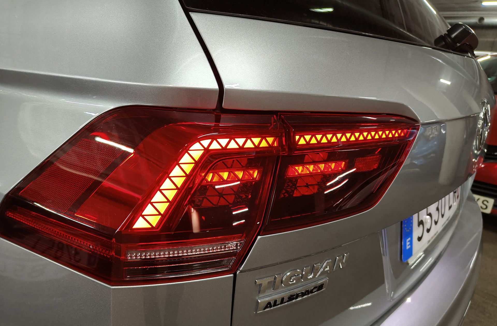 Volkswagen Tiguan Allspace Sport 2.0 TDI Pack R-line - foto 22