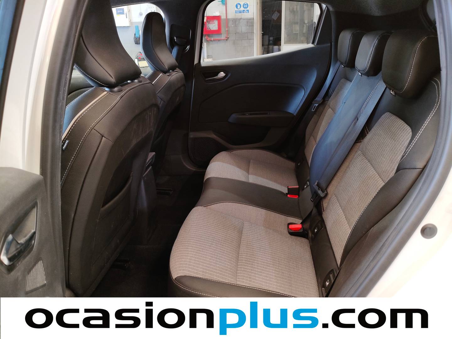 Foto asientos traseros Renault Clio Renault Clio Techno TCe (90 CV)