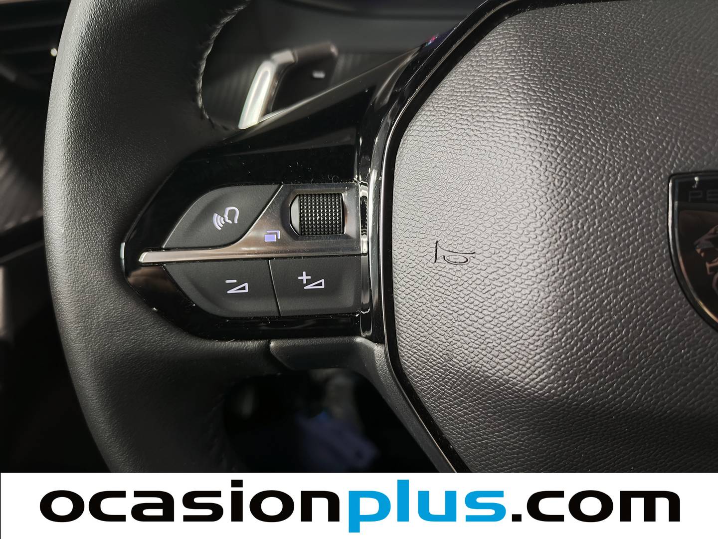 Foto Peugeot 2008 Peugeot 2008 PureTech 130 S&S Allure EAT8 (130 CV)