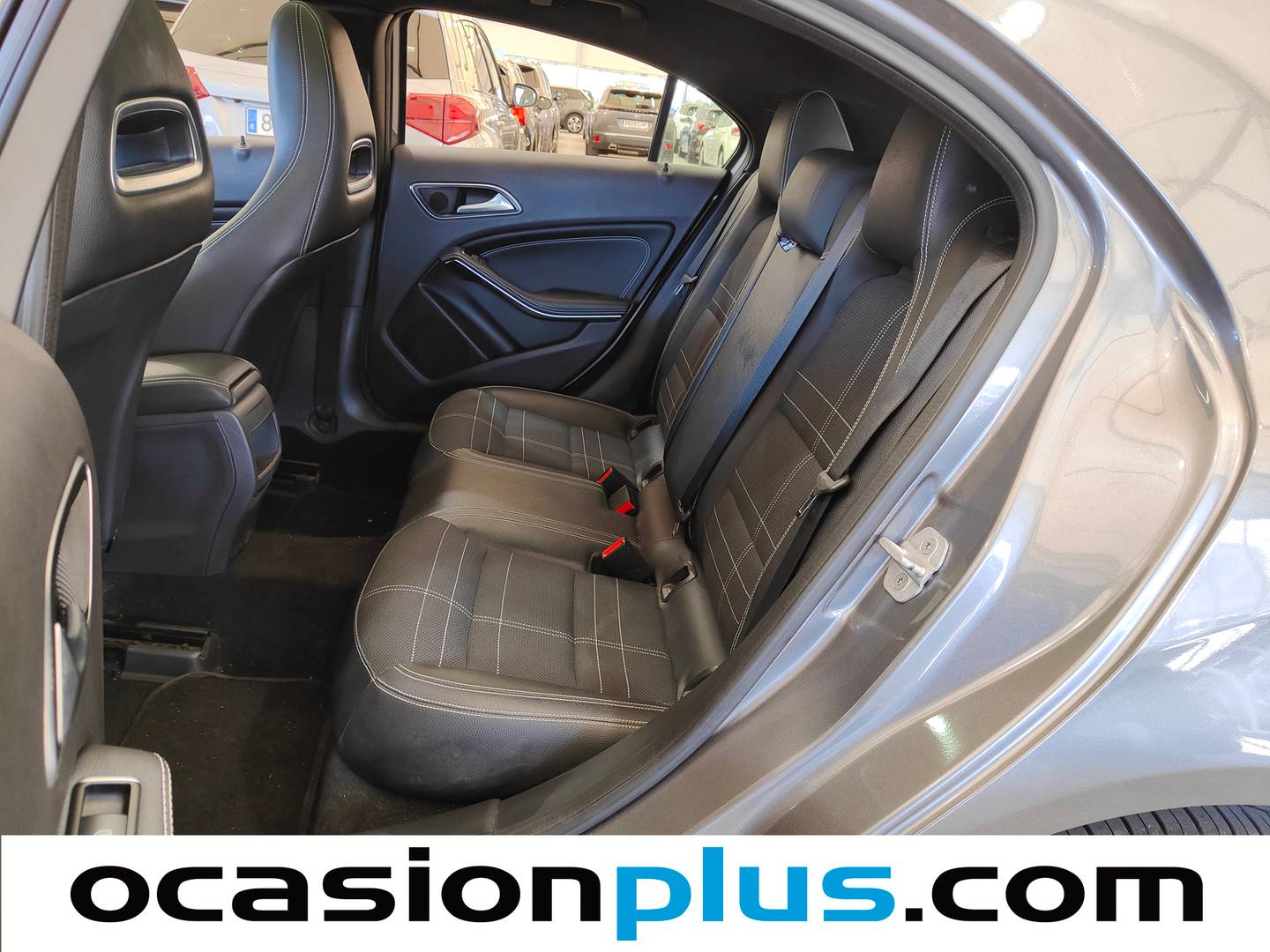 Foto asientos traseros Mercedes Clase A Mercedes-Benz Clase A 180 CDI Urban (109 CV)