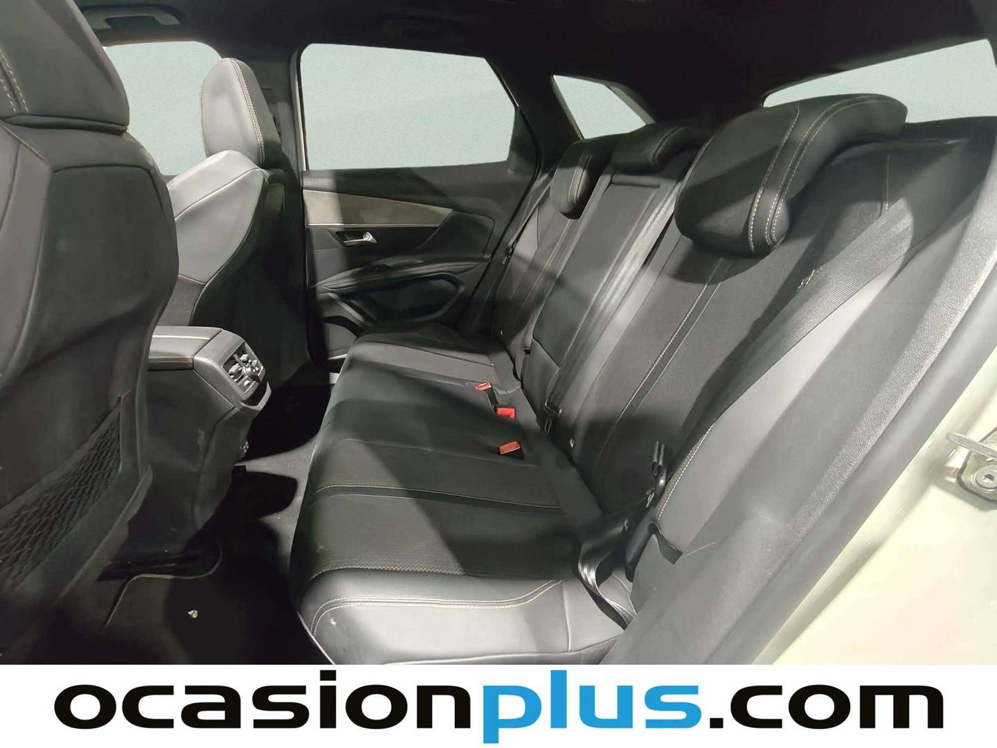 Foto Peugeot 3008 Peugeot 3008 PureTech 130 S&S GT EAT8 96 kW (130 CV)