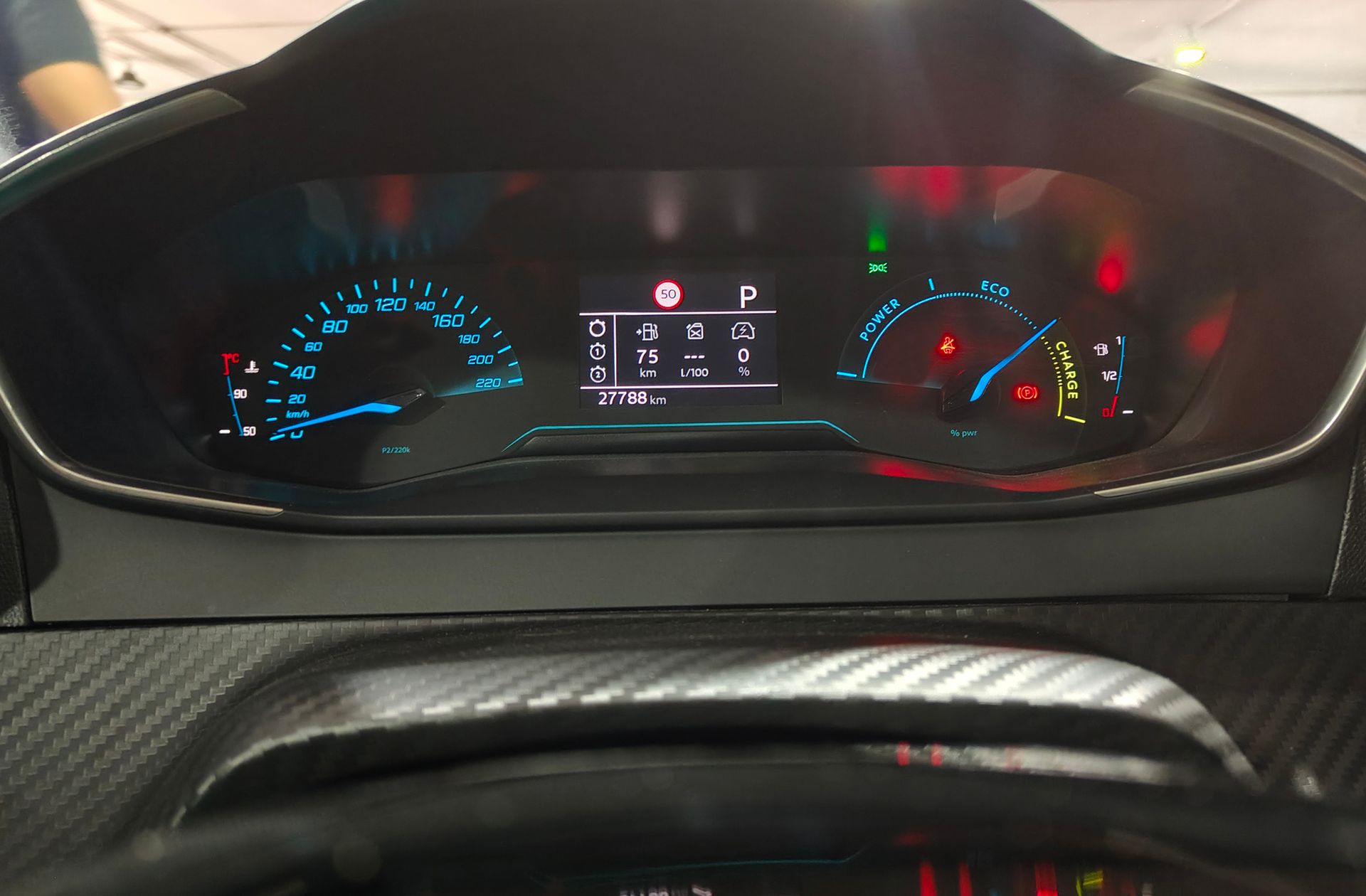 Peugeot 208 Style Hybrid 110 eDCS6 - foto 24