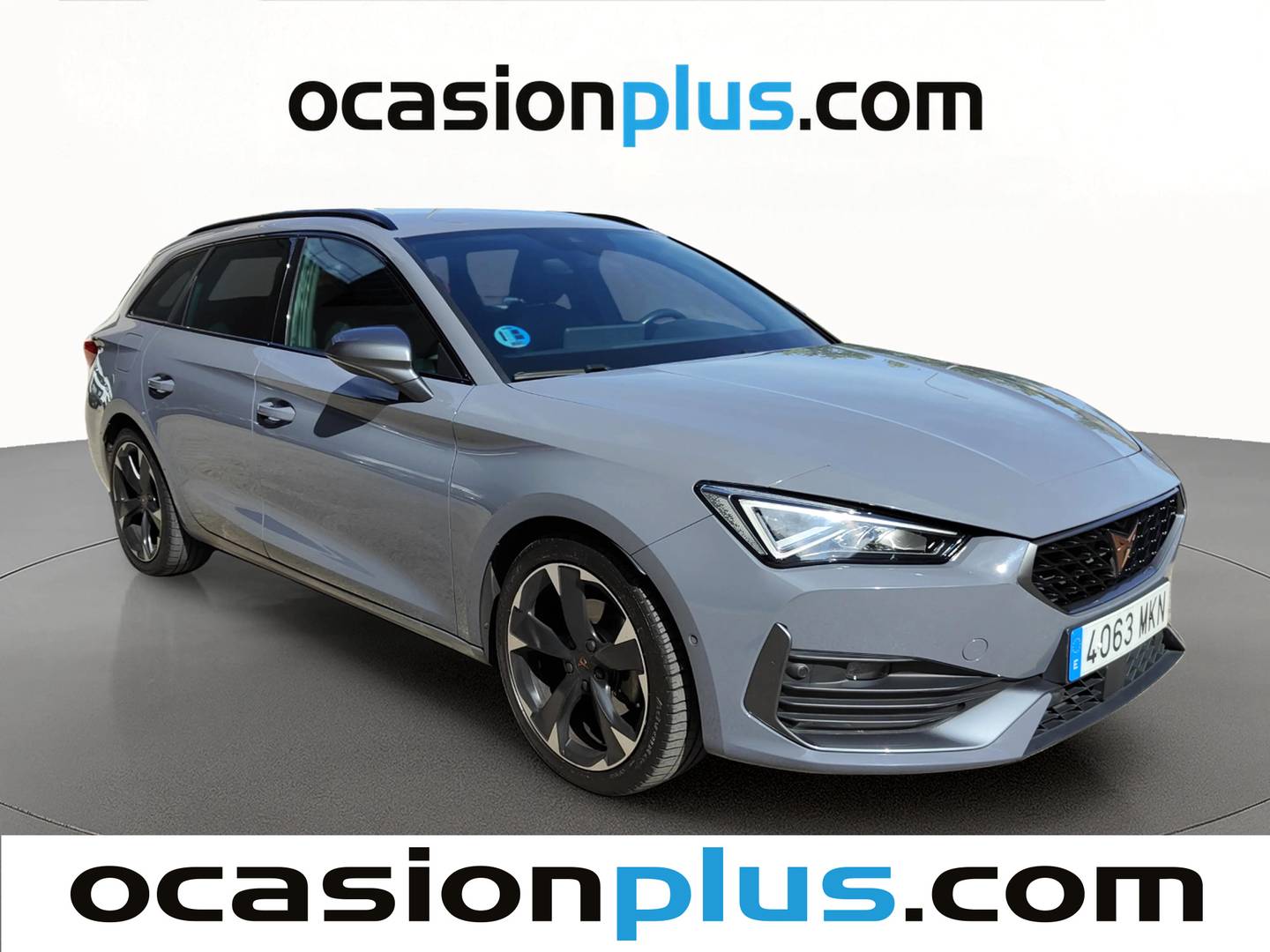 Foto delantera Cupra León Cupra Leon Sportstourer 1.5 eTSI DSG (150 CV) derecha