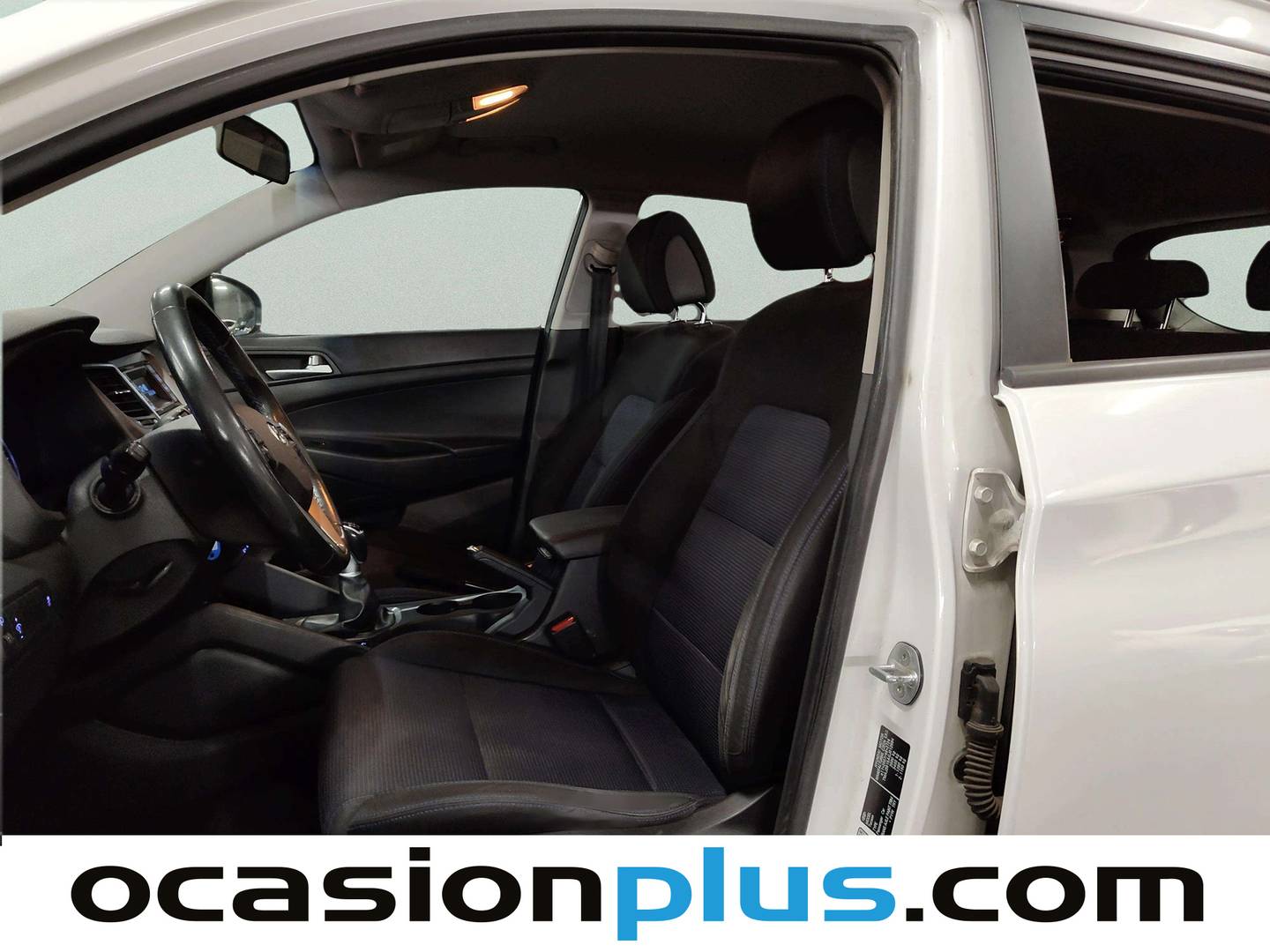 Foto asientos delanteros Hyundai Tucson Hyundai Tucson 1.7 CRDI BlueDrive Klass 4x2 (115 CV)