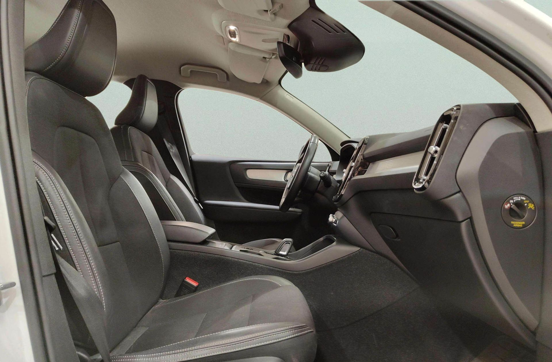 Volvo XC40 D3 Business Plus - foto 19