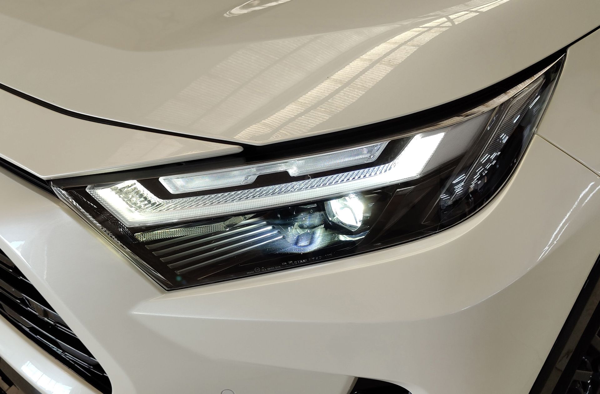 Toyota RAV4 2.5l hybrid Style - foto 13